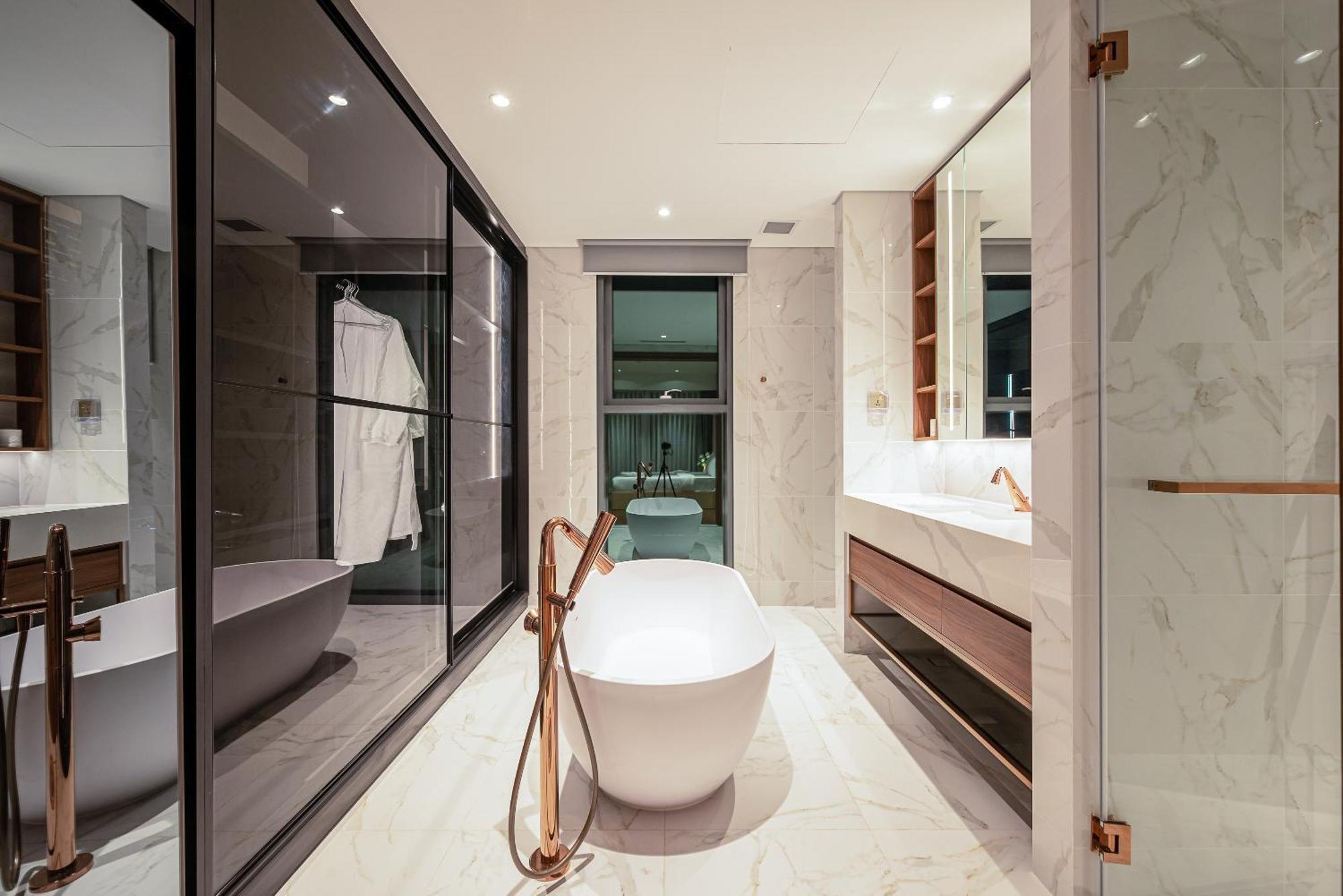 Saigon The Metropole - Residences Complex - By Svillage "Escape To Perfection" Хошимін Екстер'єр фото