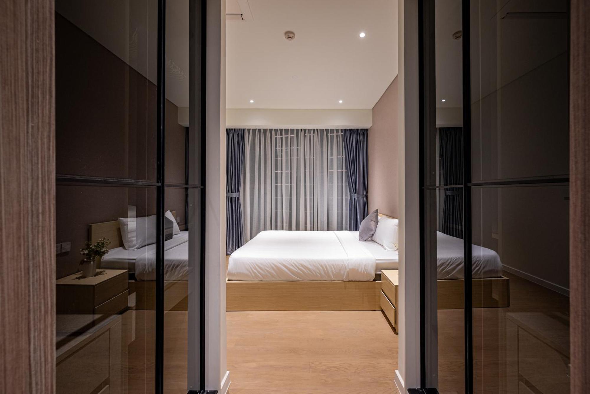 Saigon The Metropole - Residences Complex - By Svillage "Escape To Perfection" Хошимін Номер фото