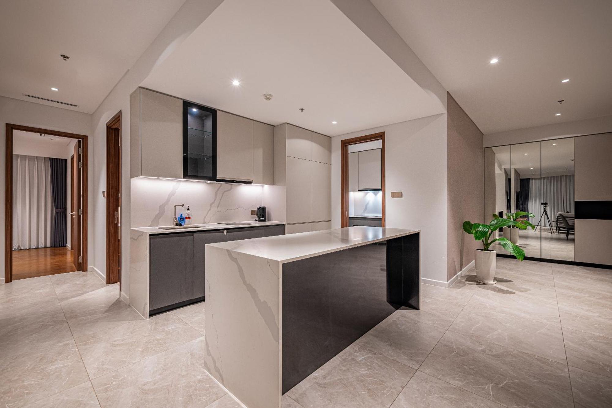 Saigon The Metropole - Residences Complex - By Svillage "Escape To Perfection" Хошимін Екстер'єр фото